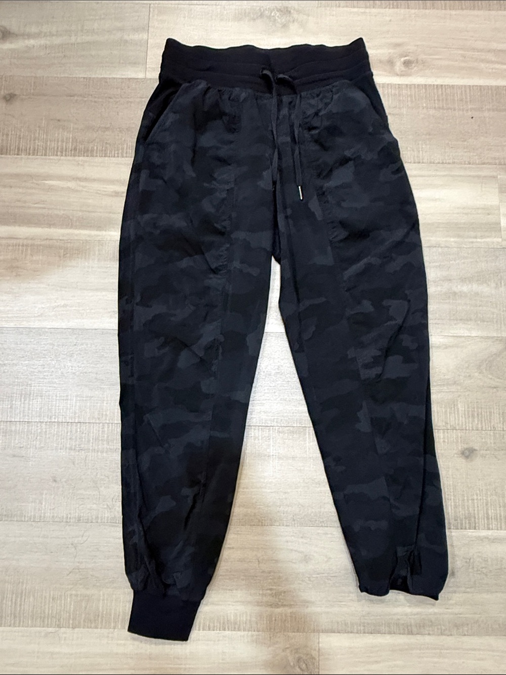 Lululemon joggers